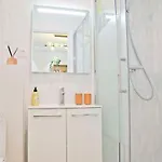 Celeste - Luxury 3br Mouffetard Views * Paris