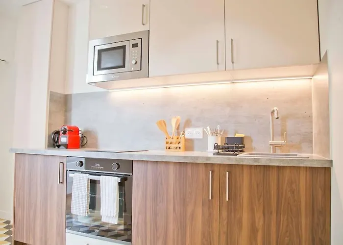 Celeste - Luxury 3br Mouffetard Views *