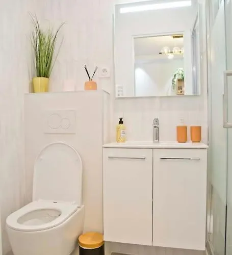 Celeste - Luxury 3br Mouffetard Views Apartment *