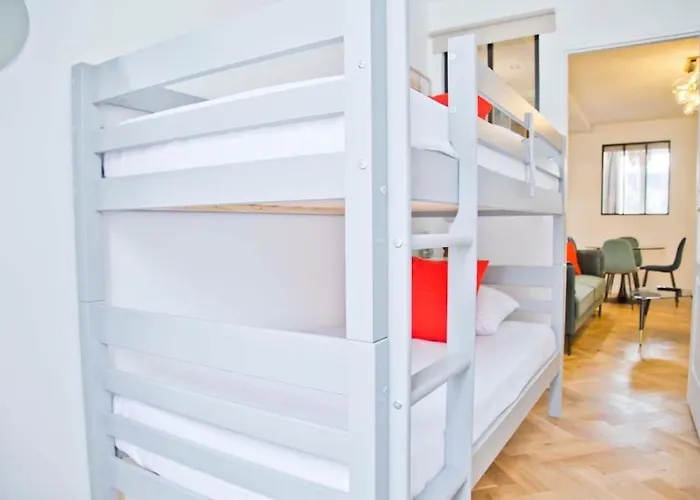 Apartment Celeste - Luxury 3br Mouffetard Views *