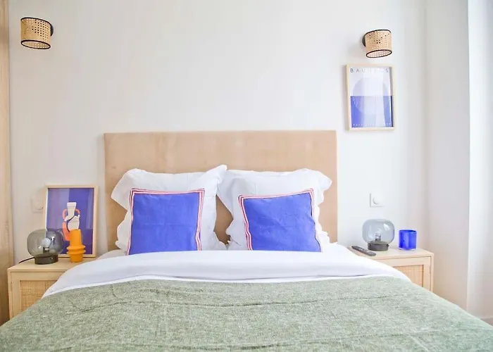 Celeste - Luxury 3br Mouffetard Views Apartment Paris