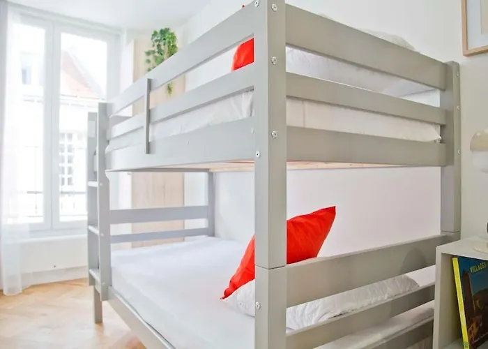 Celeste - Luxury 3br Mouffetard Views Apartment