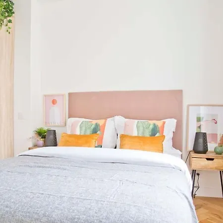 Celeste - Luxury 3br Mouffetard Views 파리